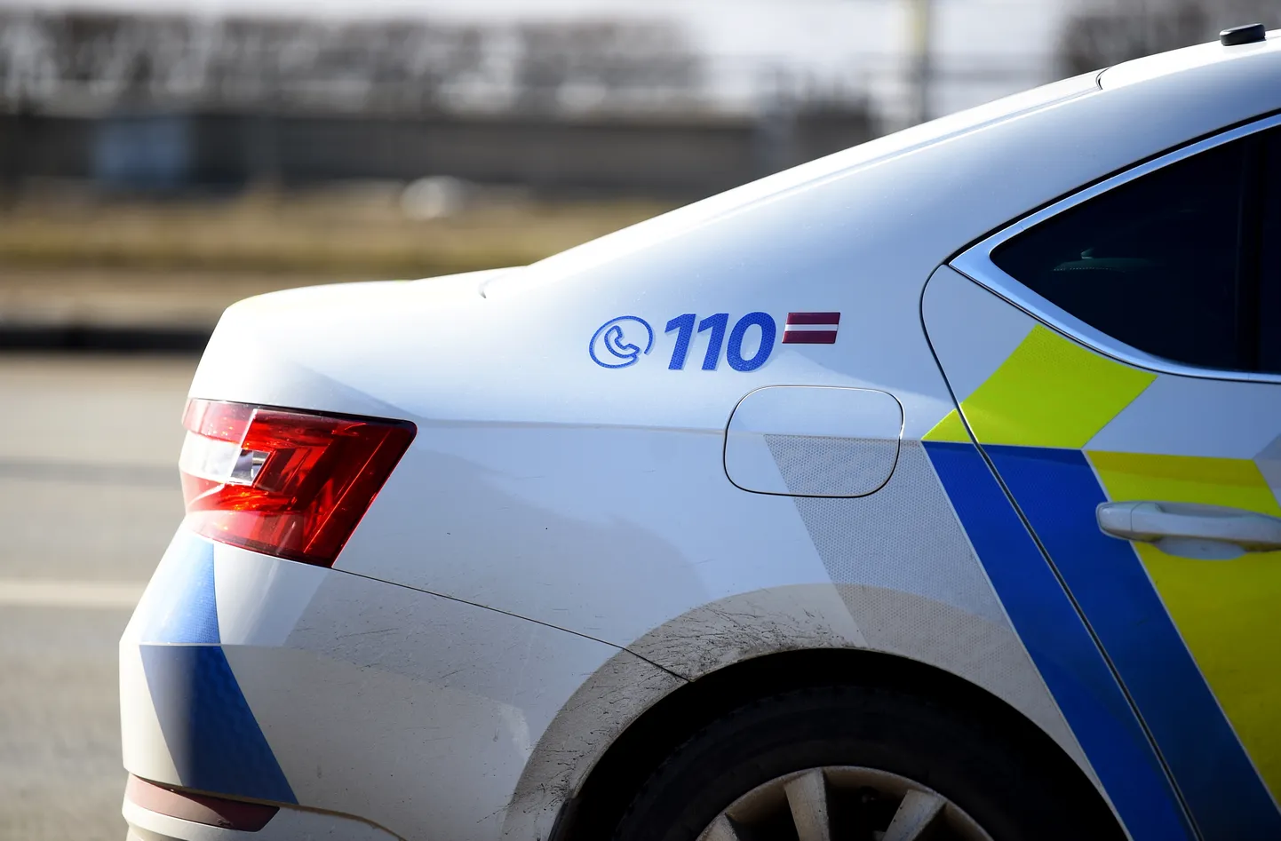Valsts policijas automašīna.