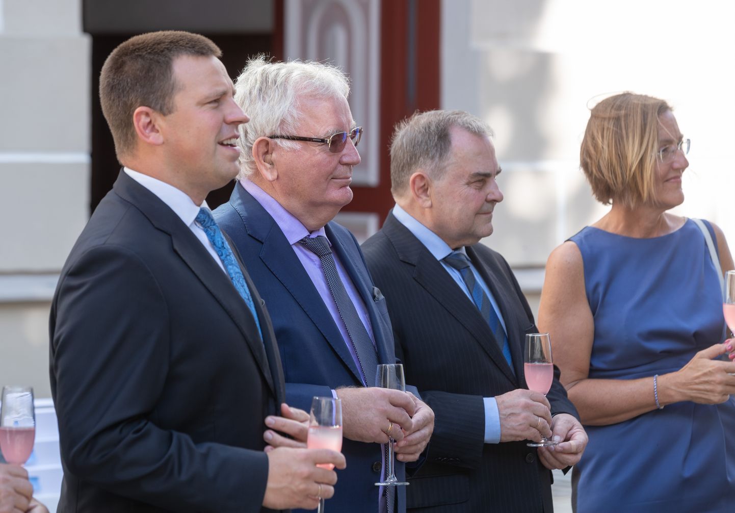Peaministrid Jüri Ratas, Tiit Vähi ja Mart Siimann.