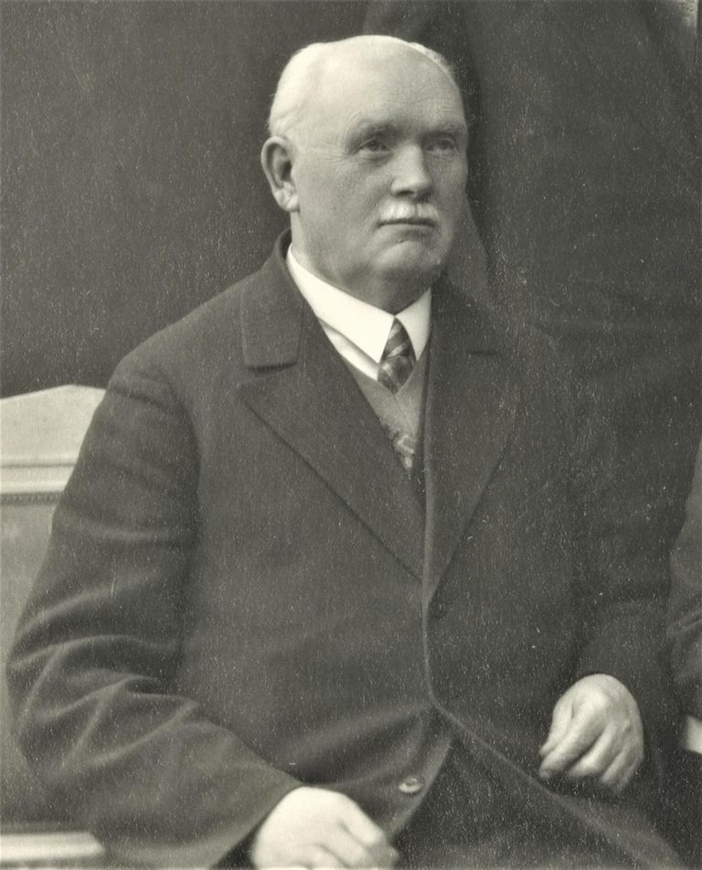 Mõisaomanikust ettevõtja Peeter Muna (1864–1934).
