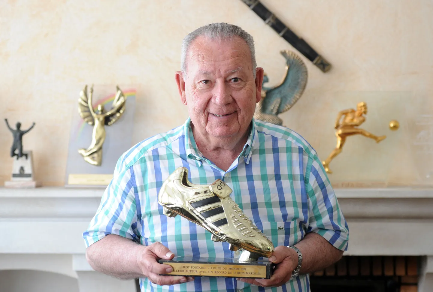 Francijas futbola leģenda Žists Fontēns
