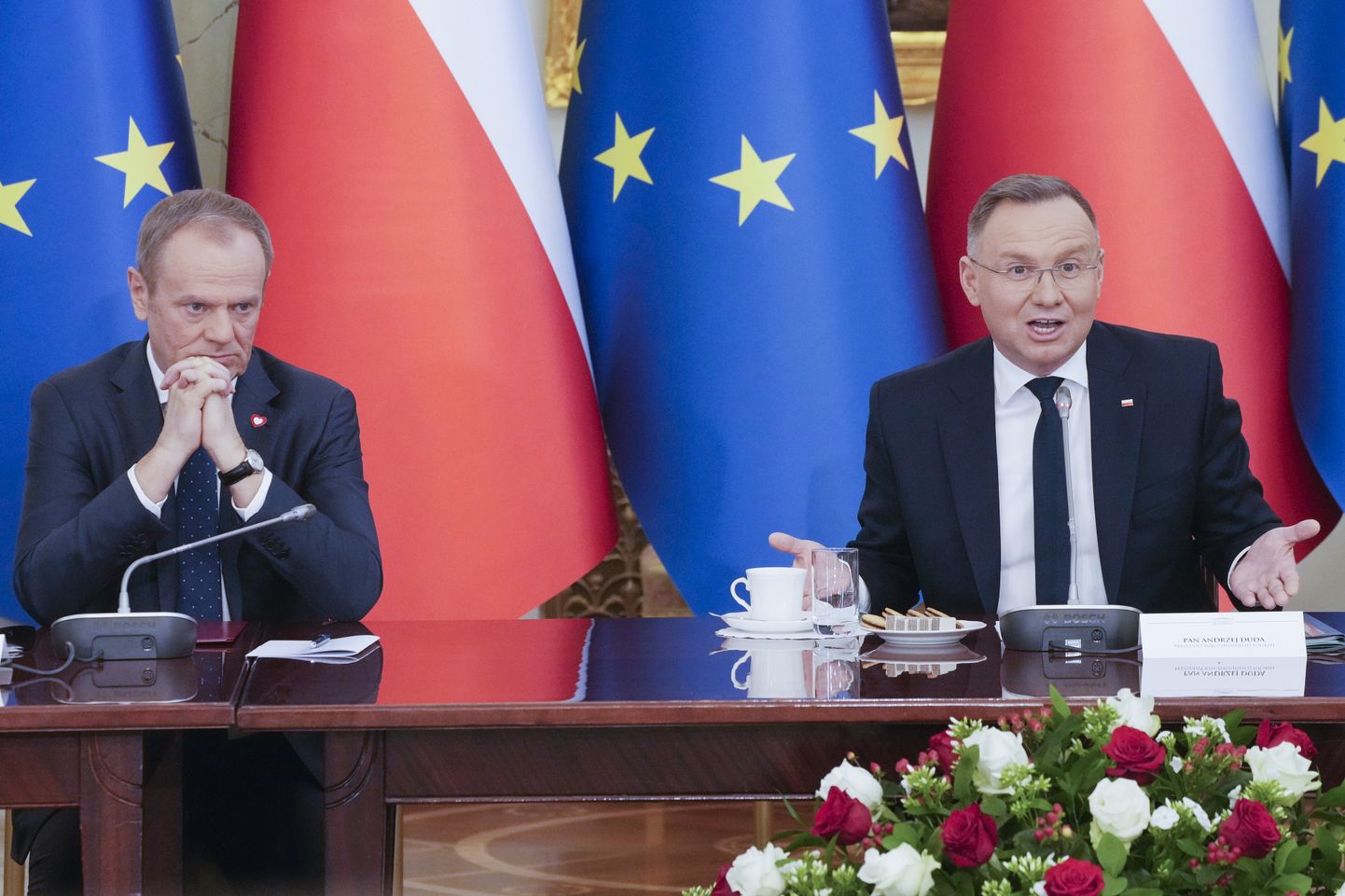 Poola peaminister Donald Tusk (vasakul) ja president Andrzej Duda (paremal). Foto on illustratiivne.