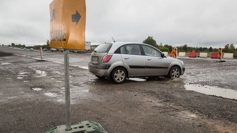 Фото: состояние дорог на Таллиннской окружной возмутило водителя