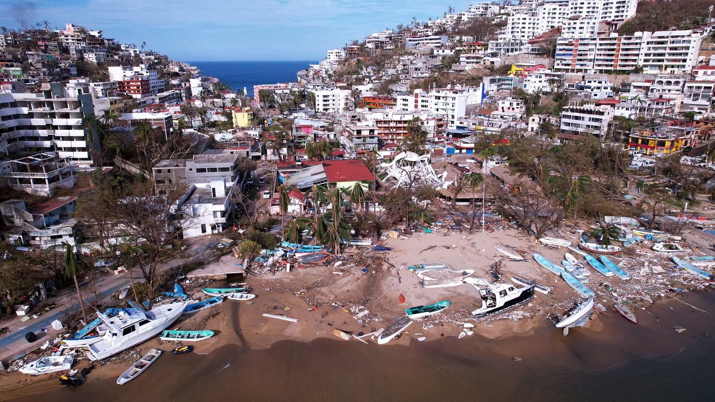 Orkaanis räsida saanud jahtklubi Acapulcos.