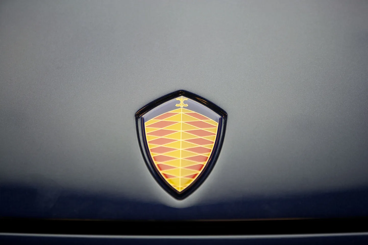 Koenigseggi logo sportautol