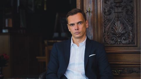 MIS NÜÜD? ⟩ Värskelt abiellunud räppar Beebilõust peab taas kohtu ette astuma