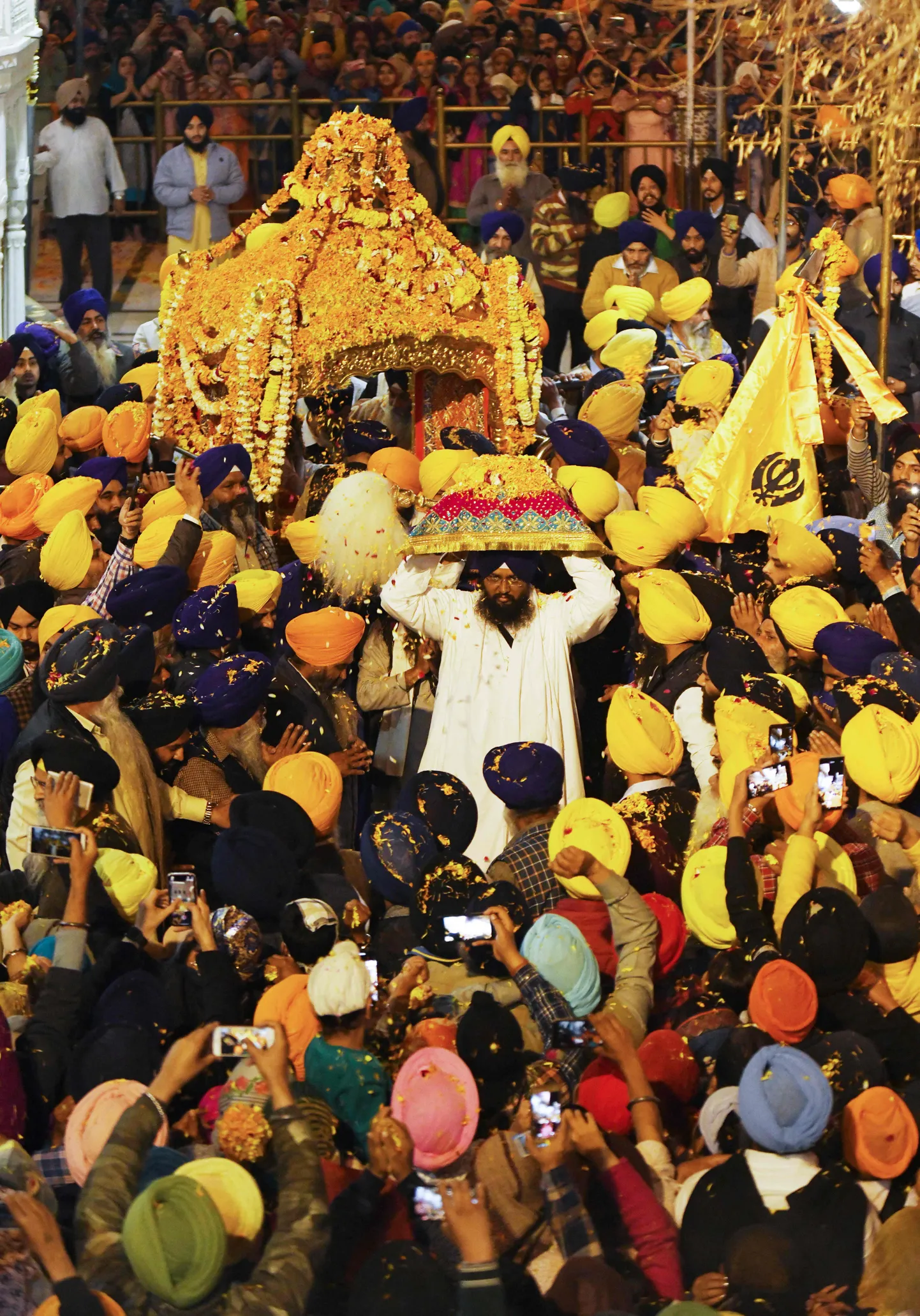 Hola Mohalla festival.