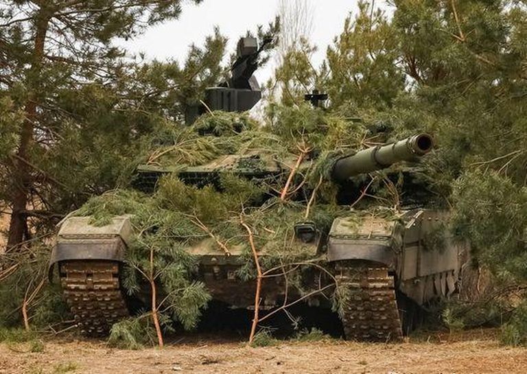 Российский танк Т-90М «Прорыв», который Путин называет «лучшим в мире»