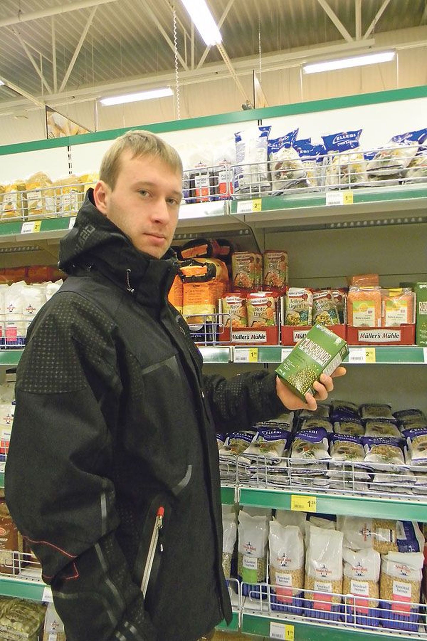 Вегетарианцу Сергею Рымару нравится выбор бобовых и чечевицы в нарвских супермаркетах.