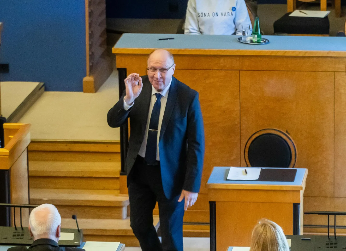Jüri Ratase teise valitsuse ametivannete andmine riigikogus 29. aprillil. Siseminister Mart Helme.