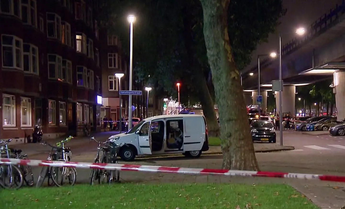 Hollandis Rotterdamis Maassilo kontserdipaiga lähistel leitud gaasiballoone vedanud kaubik.