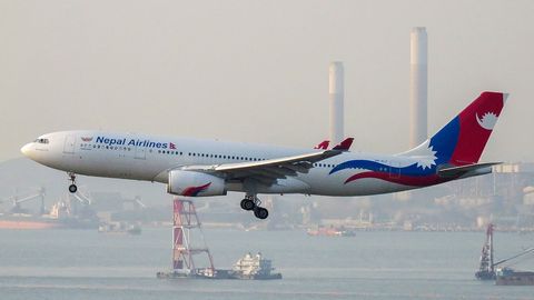 Мистический рейс: авиакомпания Nepal Airlines теперь летает между Таллинном и Псковом?