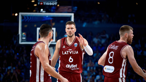 Seko līdzi ⟩ "EuroBasket 2025": Latvija – Lietuva