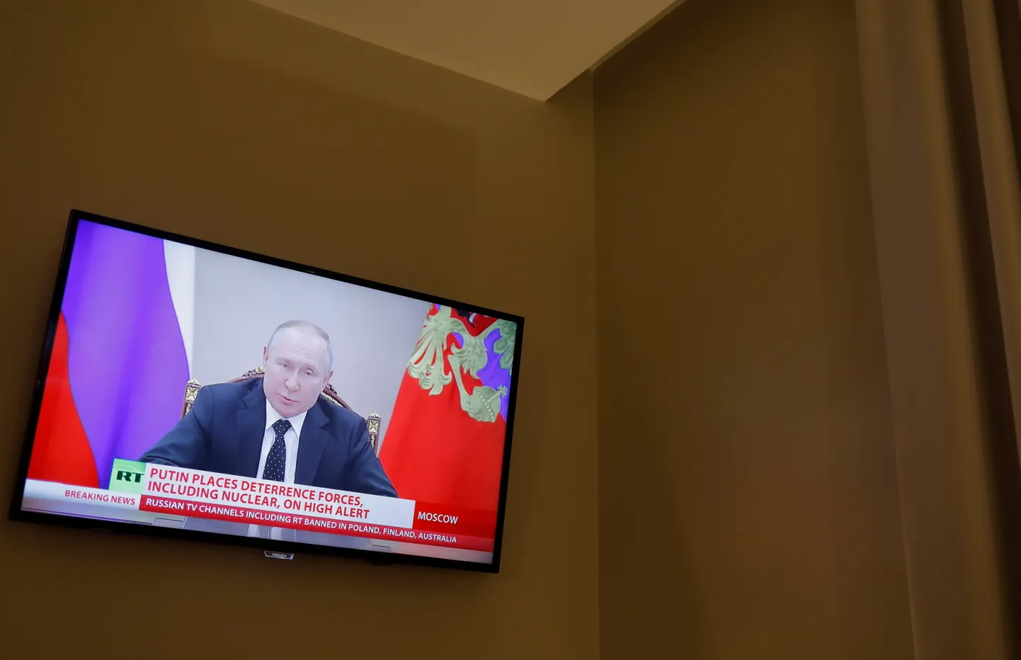 Vladimir Putin Russia Today (RT) kanalil Madriidi hotellis 27. veebruaril 2022. a.