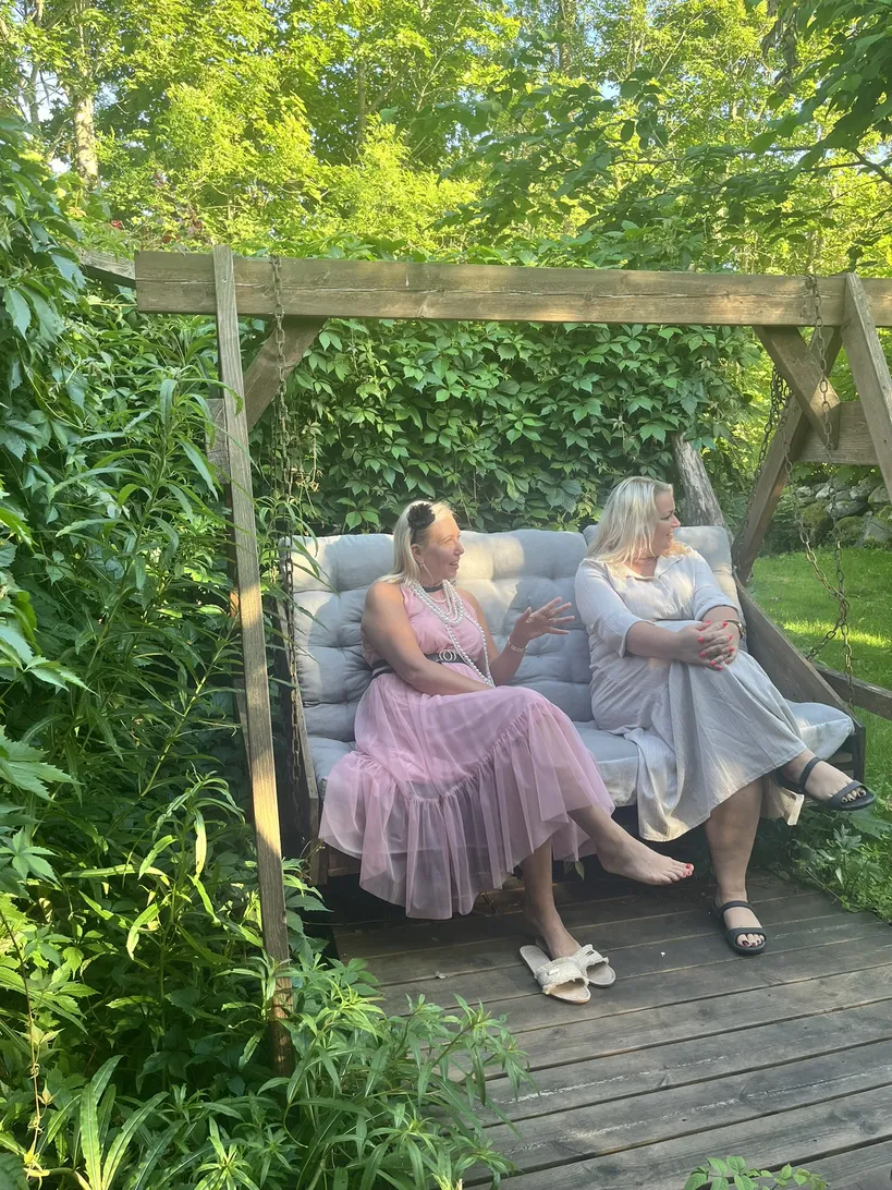 Hõbepreesi puhkemaja terrass. Sinna õhtupäikese kätte oleks tahtnud istuma jäädagi.