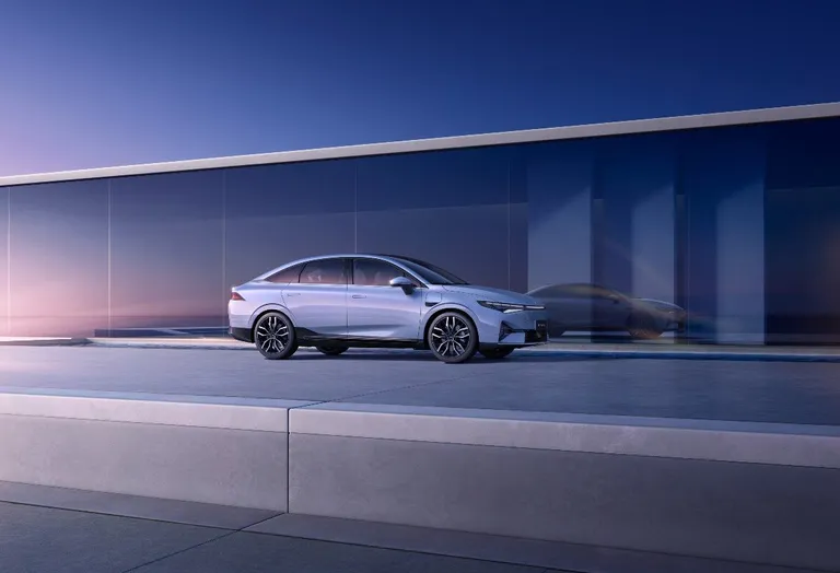 Xpeng P5