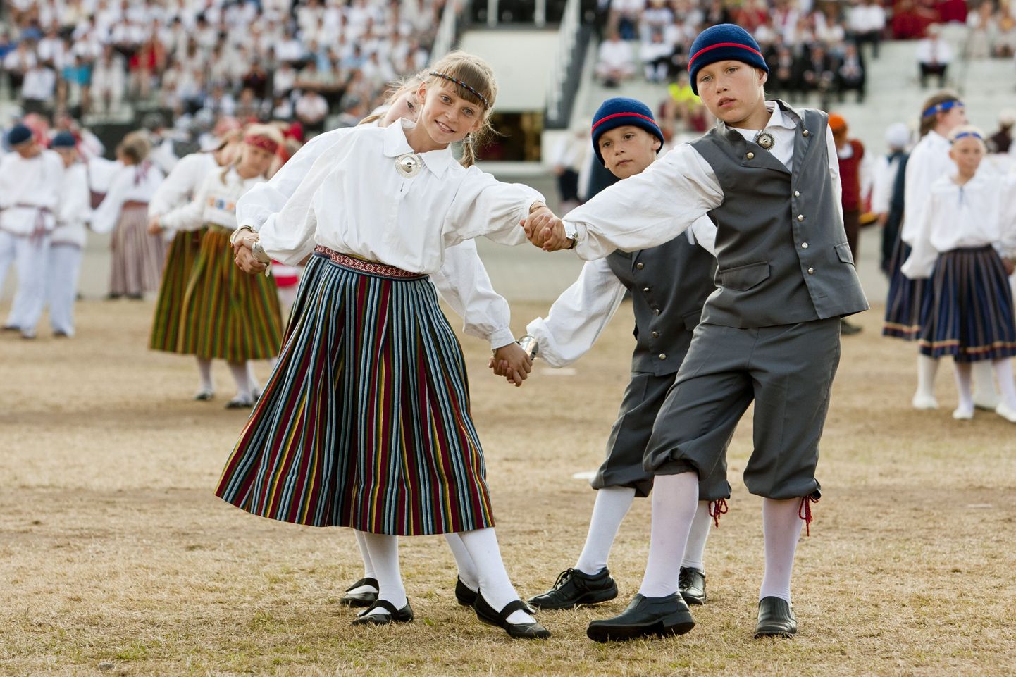 Eelmisel noorte- ja laste tantsupeol särasid ka Valgamaa tantsijad.