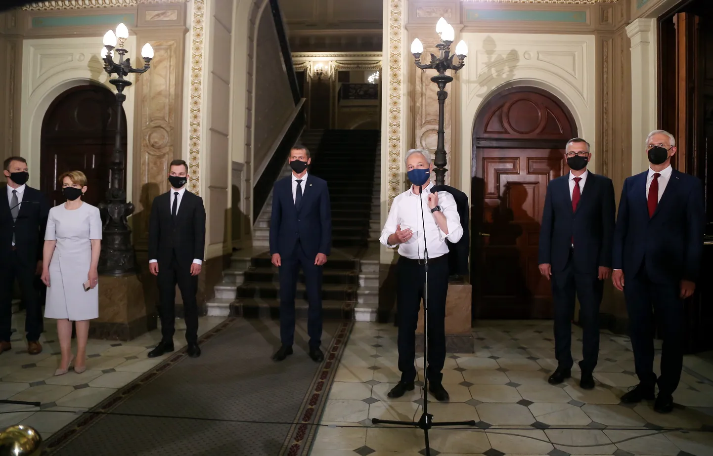 Ministri un premjers