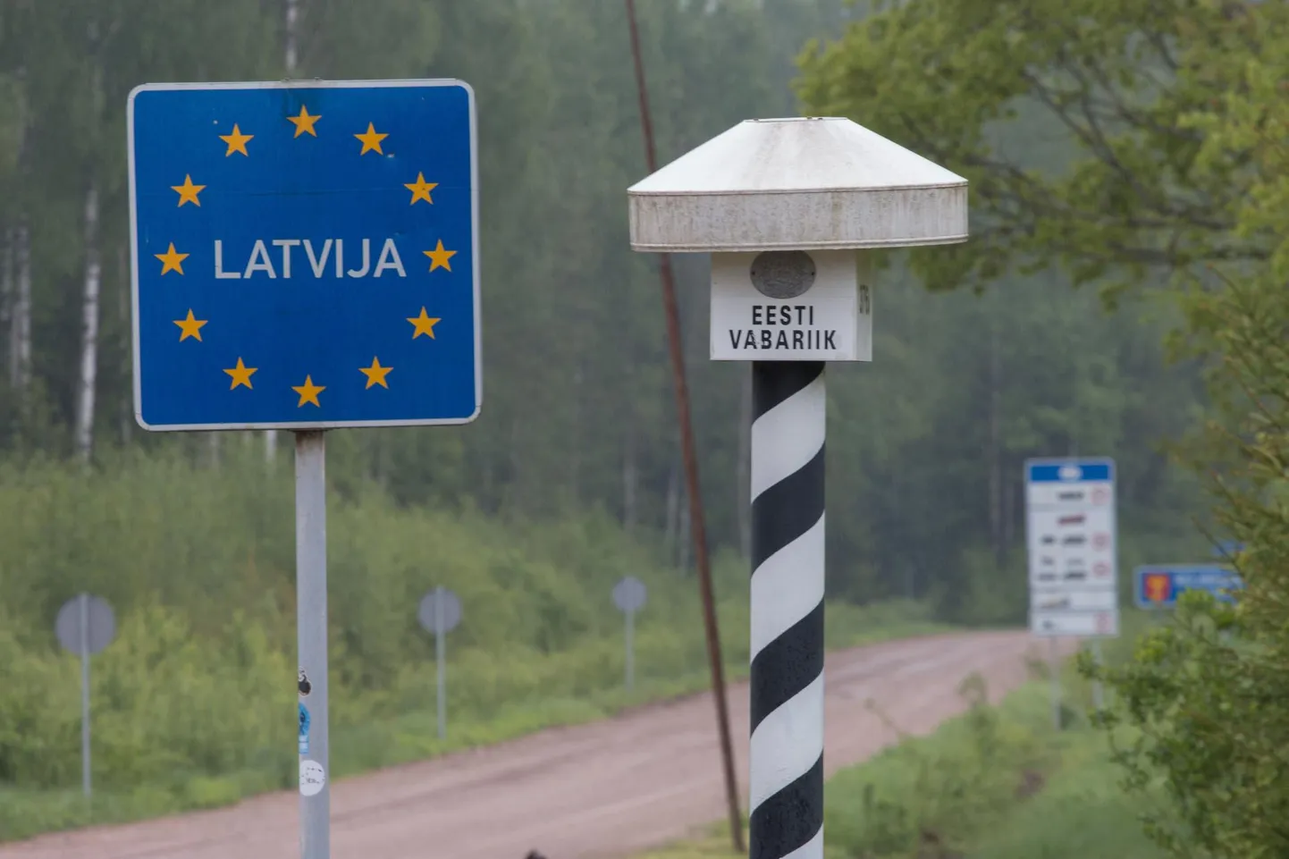 Vargad jätsid kraami põllule ja jooksid Lätti.