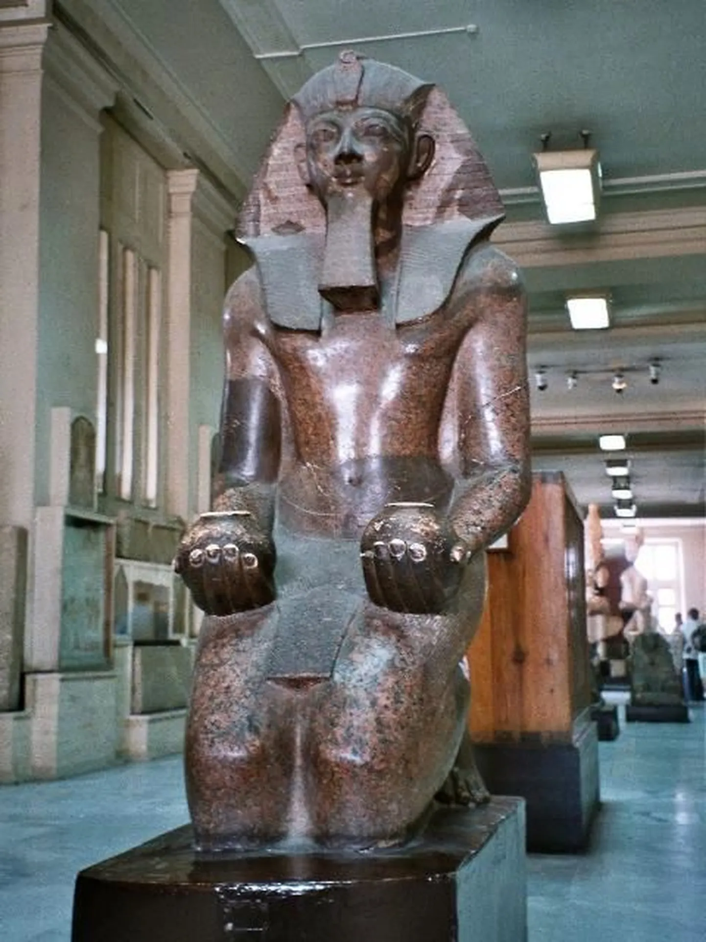 Thutmosis III kuju Kairos.