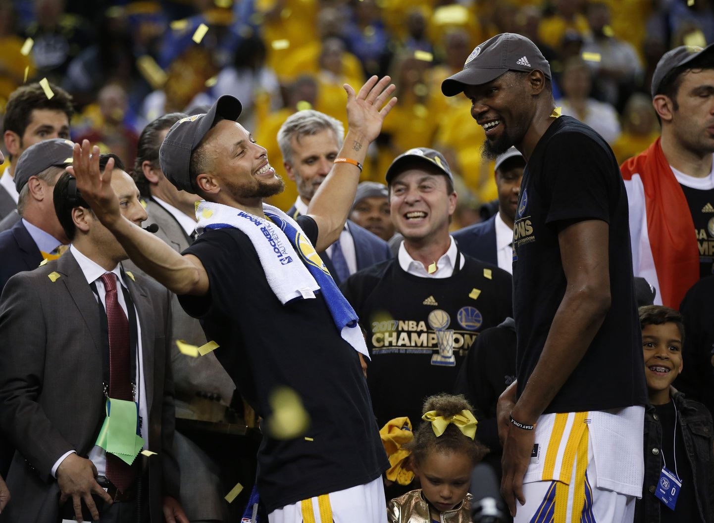 Stephen Curry (vasakul) ja Kevin Durant on valmis NBAs domineerima ka järgnevatel hooaegadel.