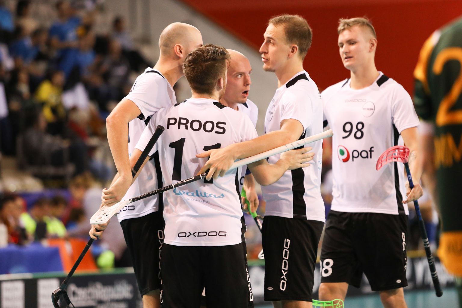 Eesti saalihokikoondis alustas MMi võiduga Austraalia üle.