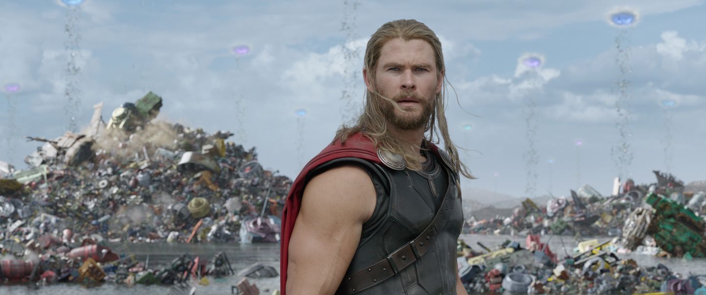 Chris Hemsworth filmis "Thor: Ragnarok" (2017).