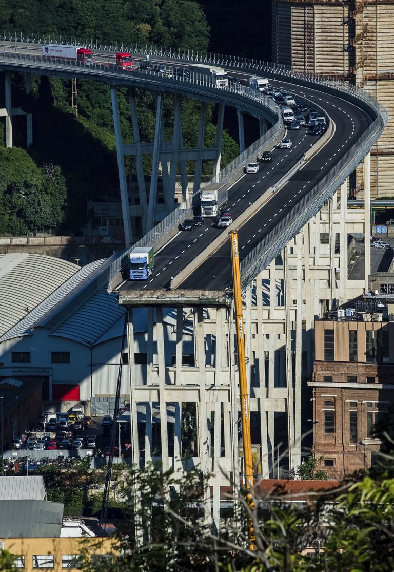 Genova silla varingus on surnud 38 inimest