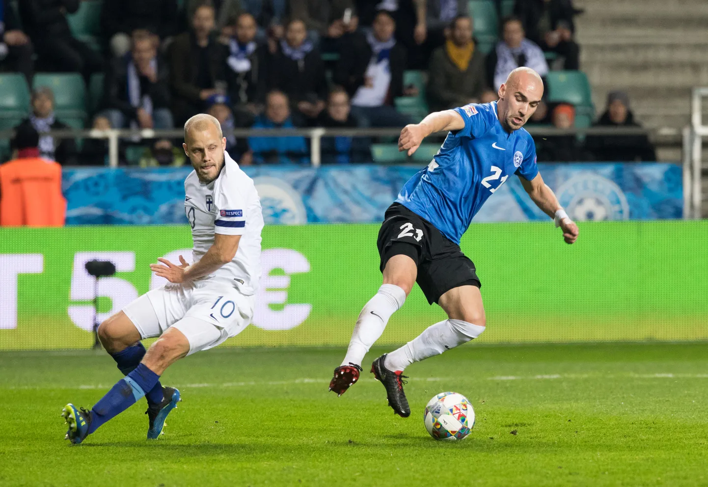 Nikita Baranov (paremal) tegi suurepärase mängu, kuid piisas ühest korrast ja Teemu Pukki nokkis taas oma võimaluse ära.