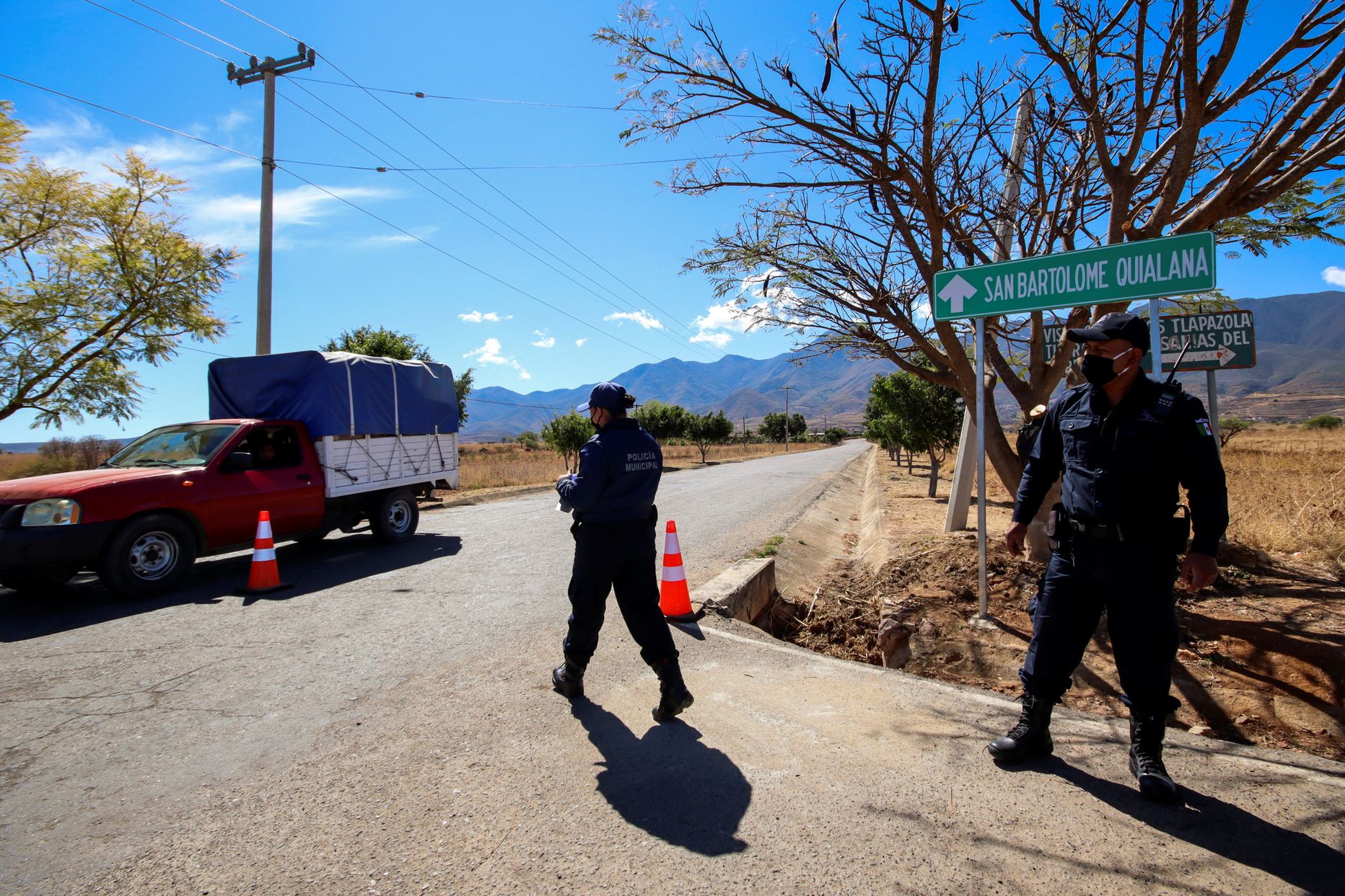 Politsei kontrollpunk Oaxaca osariigis.