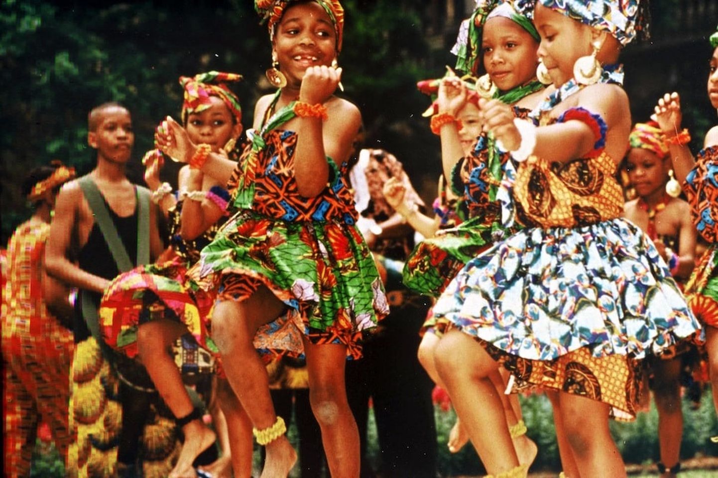 Aafrika lapsed tantsivad. Pilt on illustratiivne.