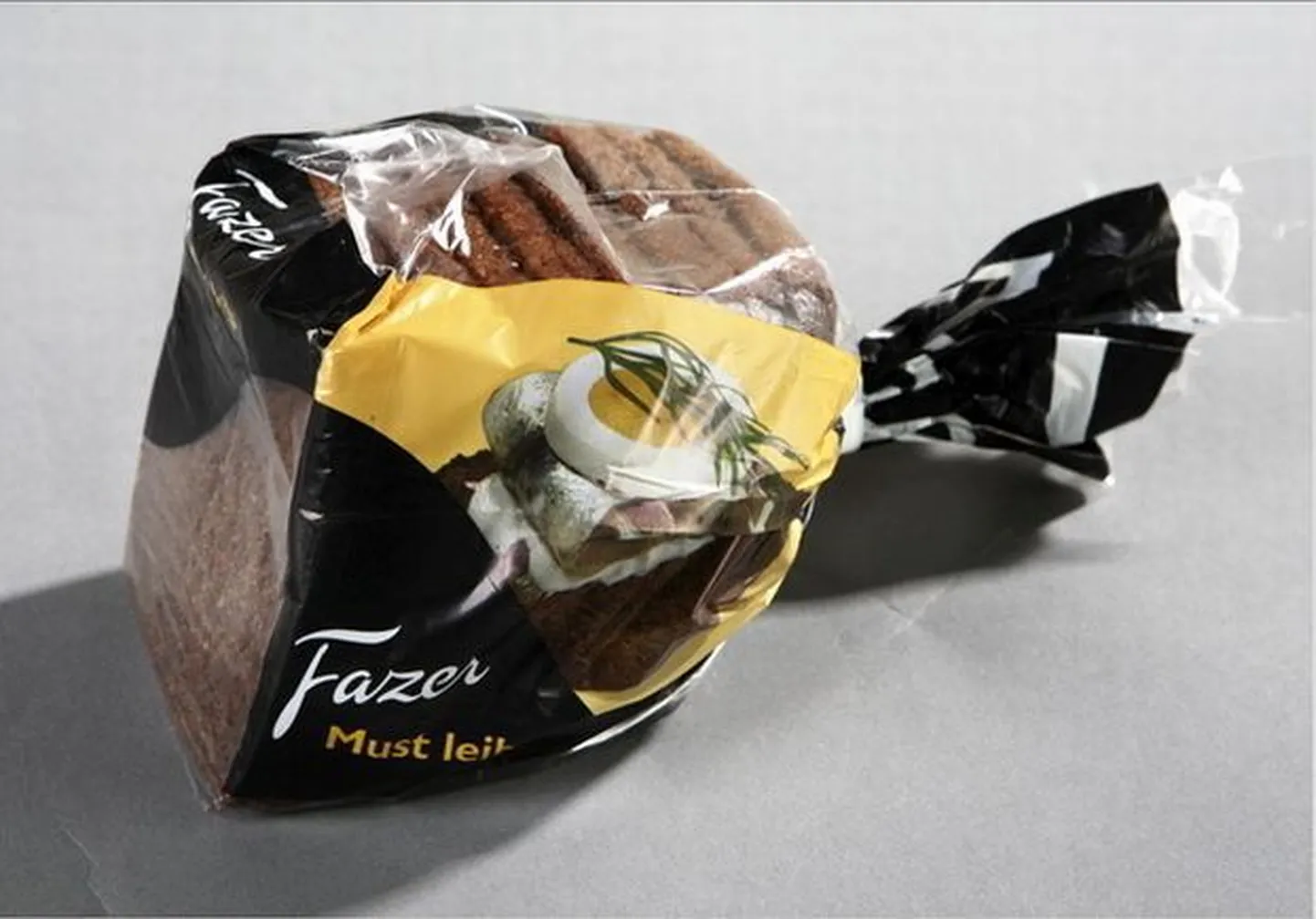 Fazeri must leib.