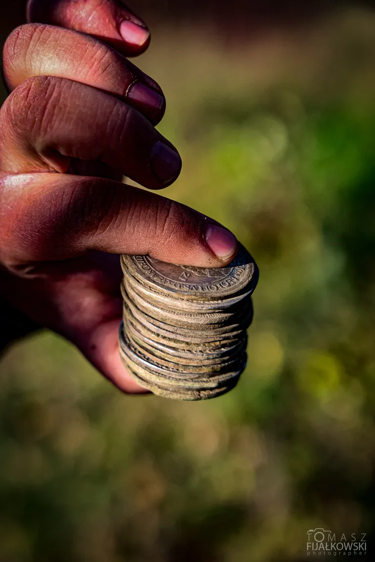 Leid antakse üle Mazovia muinsuskaitseametile, kuid Triglavi ühendus on seisukohal, et aare peaks olema avalikkusele välja pandud.