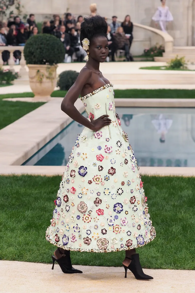 Неделя моды в Париже. Показ Chanel Haute Couture SS 2019