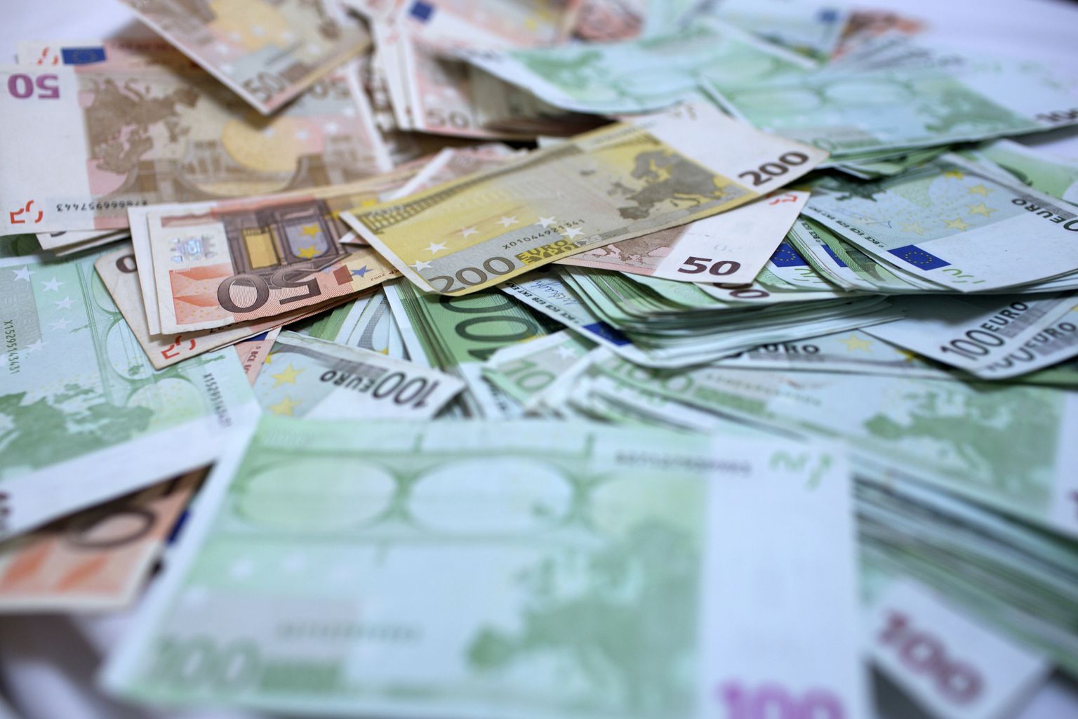 Panga poolt finantsinspektsioonile teabe esitamata jätmise eest määratava rahatrahvi ülemmäär tõuseb 32 000 eurolt 5 miljoni euroni.