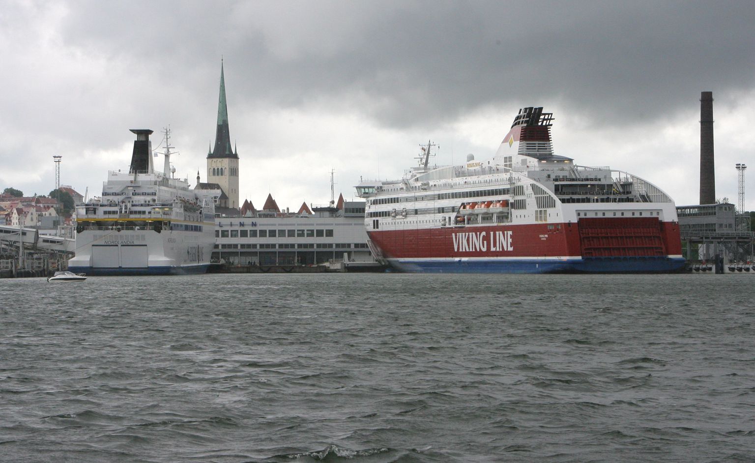 Viking Line alustab Tallinna–Helsingi liini suviste lisaväljumistega 18. juunil.