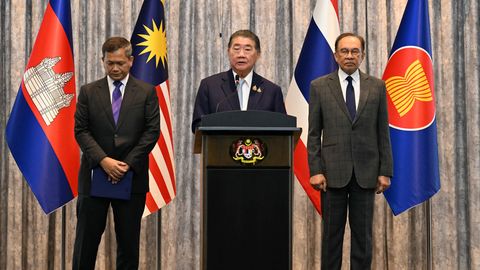 Taizemes un Kambodžas līderi vienojas par uguns pārtraukšanu