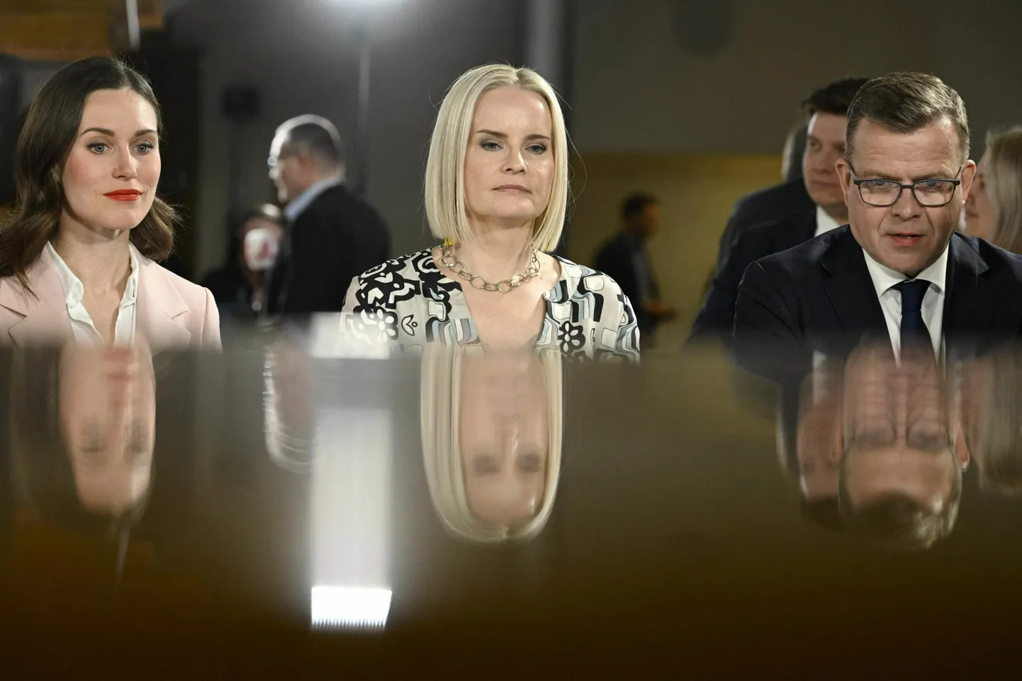 Soome parlamendivalimised võitnud erakondade eestvedajad – lahkuv peaminister ja sotside juht Sanna Marin (vasakult), Põlissoomlaste liider Riikka Purra ja Koonderakonna esimees Petteri Orpo, viimasel seisab ees raske ülesanne moodustada uus
valitsus.