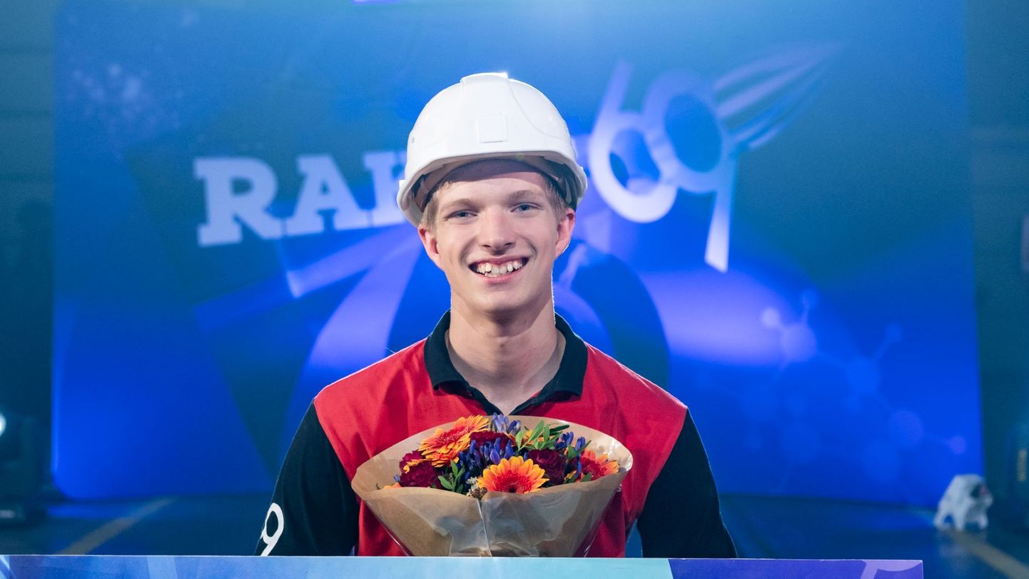 «Rakett 69» juubelihooaja võitja 17-aastane Miina Härma gümnaasiumi õpilane Uku Andreas Reigo.
