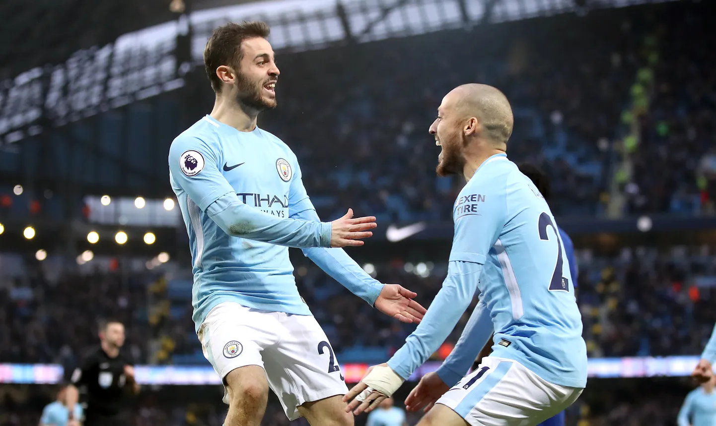 Bernardo Silva ja David Silva (paremal) väravat tähistamas.