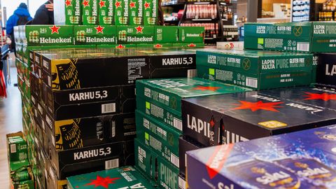 PITS LIHTSAMALT KÄTTE ⟩ Soome parlament andis loa pühapäevaseks kärakamüügiks