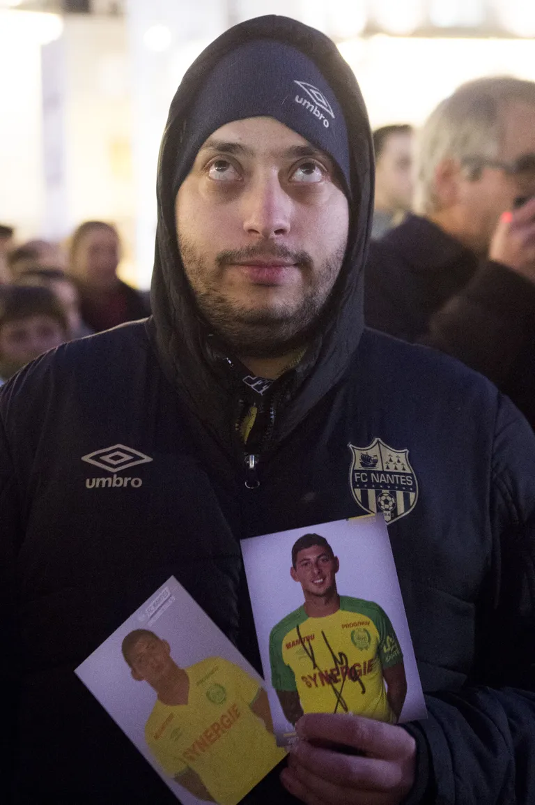 FC Nantes'i fänn Emilianio Sala pildiga