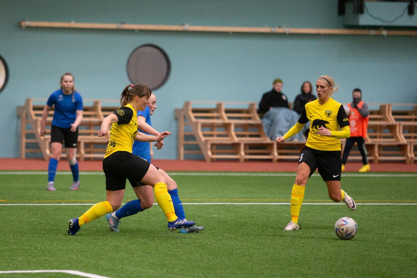 Pärnu Vapruse ja Viljandi Tuleviku ühendnaiskond sai Viimsi jalgpalliklubi üle 1:0 võidu.