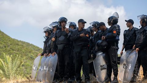 Marokos peeti kinni sajad Ceutasse pürginud migrandid