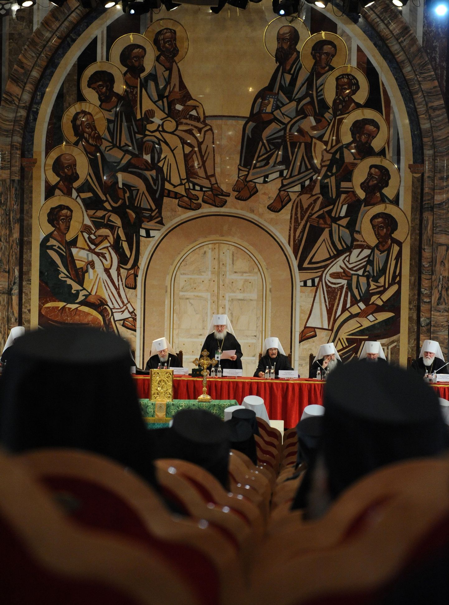 Vene õigeusukirik valis välja patriarhi kandidaadid
