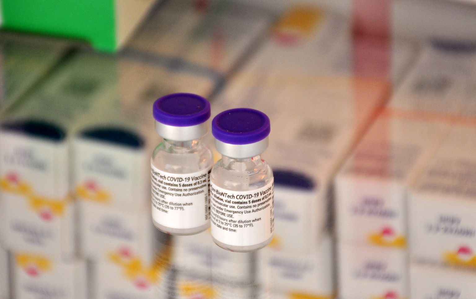 "Pfizer" un "BioNTech" ražotās "Comirnaty" vakcīnas. Ilustratīvs attēls