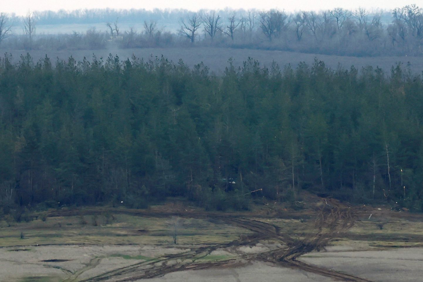 Vaade venelaste kontrolli all olevale metsaalale Bahmuti lähistel 5. jaanuaril 2023.
