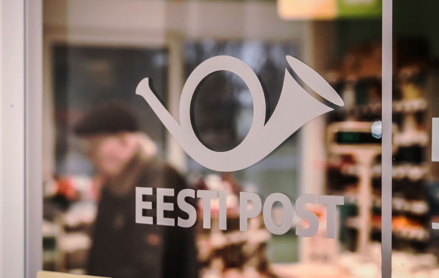 Eesti Post. Foto on illustreeriv.