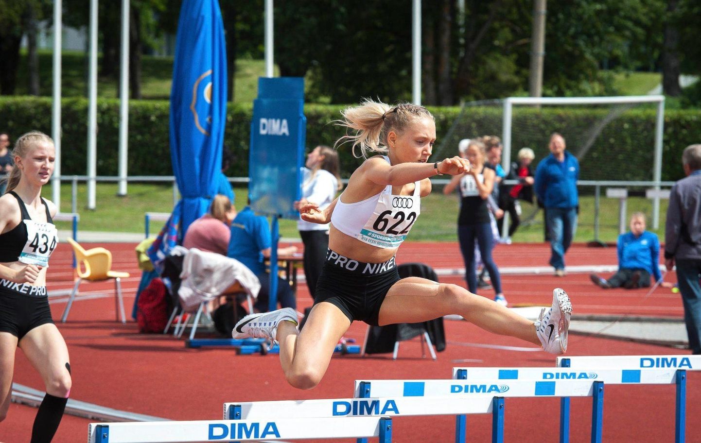 Spordiklubi Maret-Sport esindaja Carmen Rääk tõi Eesti meistrivõistlustelt koju kaks meistritiitlit.