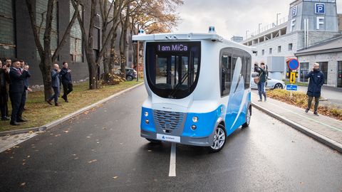 GALERII ⟩ Ülemistel tegi esimesed tiirud Eestis loodud uue põlvkonna iseauto MiCa