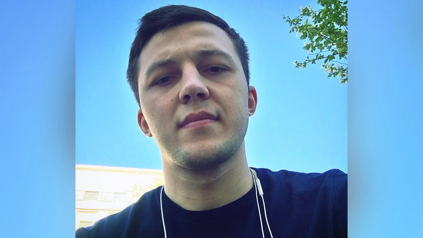 Полицейский Иван Рябов издевался над девушками в ОВД Братеево. Они потратили месяцы на то, чтобы найти его